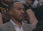 浓眉哥迎来七赛季出色发挥，IG观众热烈欢呼！