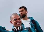 TheShy在法国队比赛中比赛局势复杂，表现优异引发热议！的简单介绍